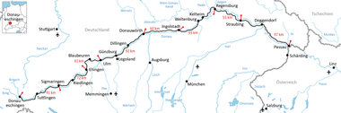 Karte des Donauradwegs durch Deutschland von Donaueschingen bis Passau über Städte wie Ulm, Regensburg und Straubing.