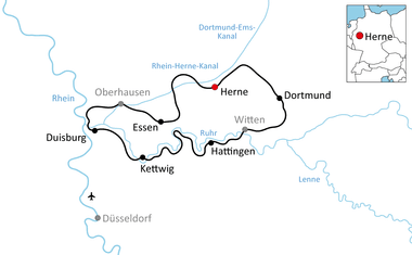 Karte mit Radroute durchs Ruhrtal von Herne über Dortmund, Hattingen, Essen, Oberhausen nach Duisburg. Flüsse Rhein, Ruhr und Lenne sind markiert.