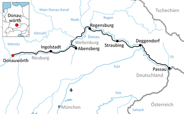 Karte mit Radweg entlang der Donau von Donauwörth über Regensburg, Straubing, Deggendorf nach Passau mit markierten Städten und Flüssen.