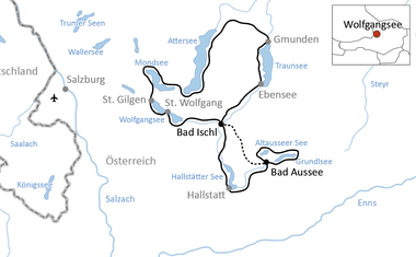Karte mit Radroute um Wolfgangsee, Mondsee und Attersee in Österreich. Route verbindet St. Wolfgang, Bad Ischl und Bad Aussee.