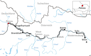 Karte mit Radroute entlang der Donau von Passau durch Österreich nach Wien über Engelhartszell, Linz, Krems und Tulln.