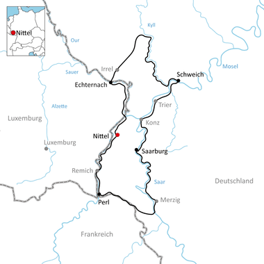 Karte mit Radweg entlang der Mosel durch Deutschland, vorbei an Perl, Saarburg, Schweich und Echternach. Route schwarz markiert mit Nittel hervorgehoben.